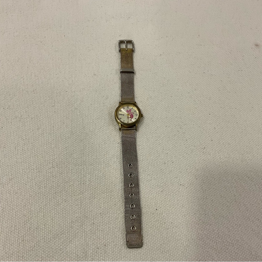 Licensed Disney watch. Piglet. Working watch. New battery.